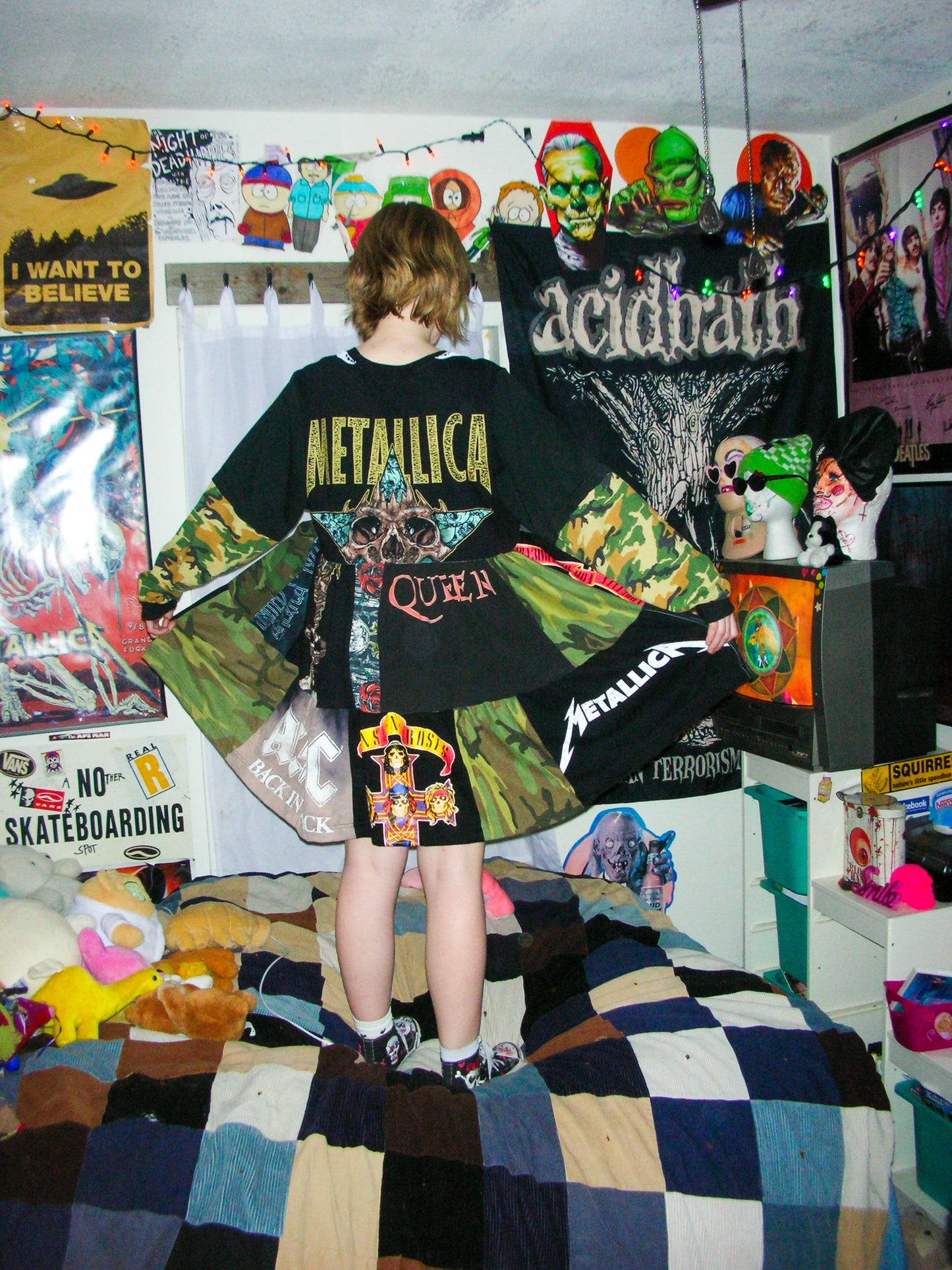 king nothing dress