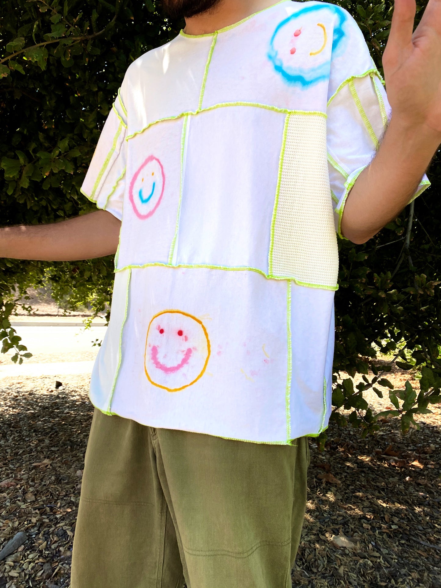 smiley tee
