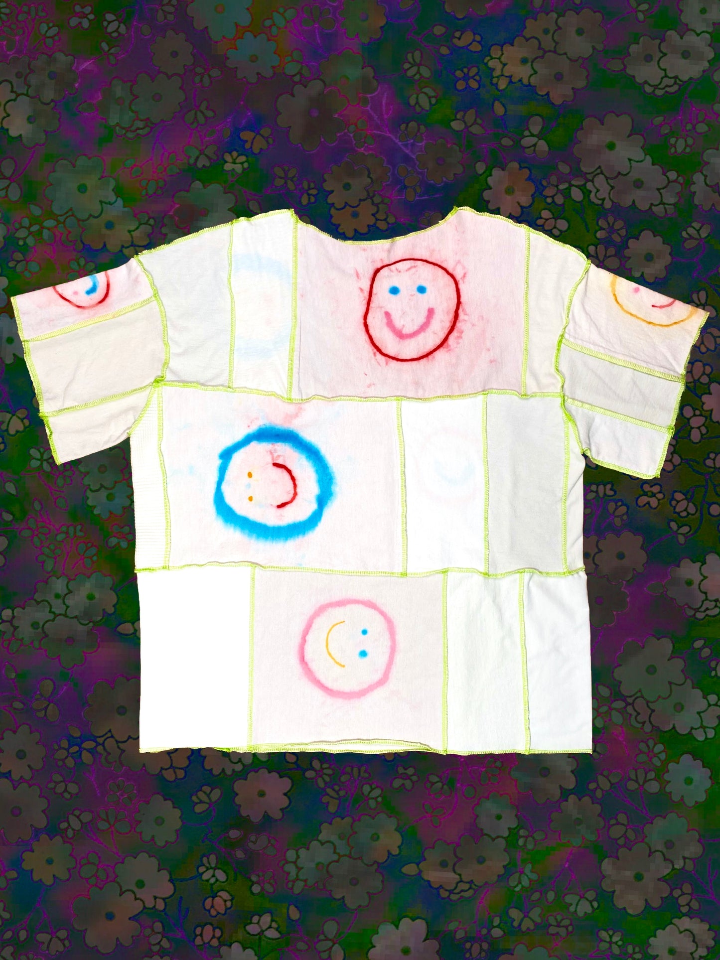 smiley tee