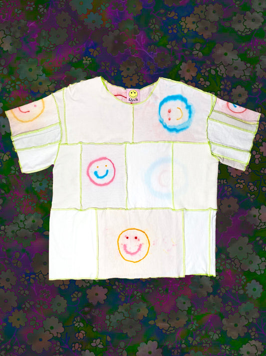 smiley tee